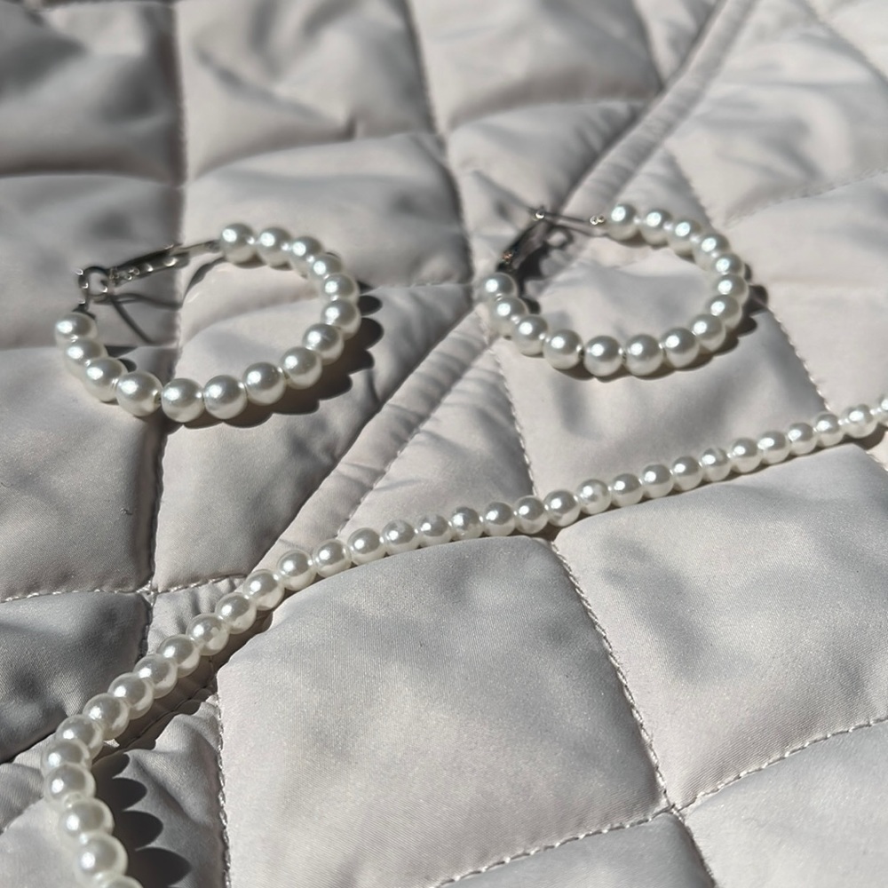 Unused earrings + Pearl necklace!